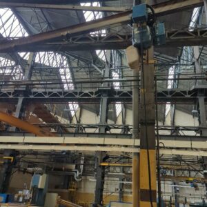 Palan électrique de marque Demag. Charge 1000 kg