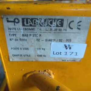 Benne sur roulettes de marque Labruche. Charge utile 1000 kg. – Image 3