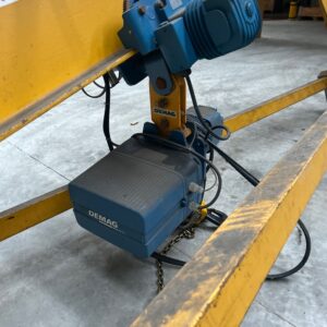 Palan électrique de marque Demag. Charge 2000 kg. Ref 54.8.11 – Image 3