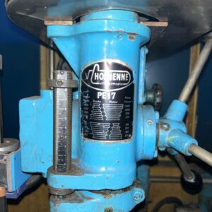 Perceuse colonne Cincinnati Chomienne type PE 17 8526 capacité 12mm 220 volt avec meuble métallique 4 tiroirs. 100 x 72 x 72 cm – Image 4
