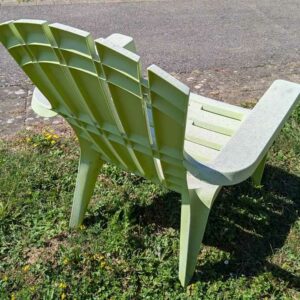 Fauteuil d'extérieur de marque BICA modèle Maryland en plastique vert. 87 x 71 x 80 cm. 5 unités. Vendu avec faculté de réunion. Localisation : extérieur – Image 2