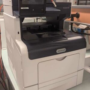 Imprimante laser multifonction de marque XEROX modèle Versalink C405. Localisation : labo (0L03)
