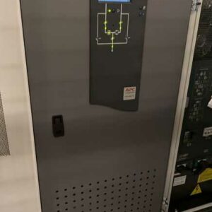 Onduleur 15 KVA de marque SCHNEIDER ELECTRIC modèle Upsilon STS. Localisation : Canada rdc bas