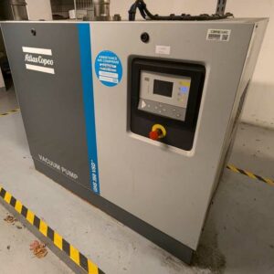 Pompe à vide de marque ATLAS COPCO modèle GHS 350 VSD+. Année 2018. Localisation : Canada rdc bas