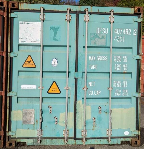 Container capacité 32,5 tonnes en acier laqué  bleu. 260 x 1220 x 245 cm. Ref 407 462. Localisation : 5 avenue du Canada, 91940 Les Ulis
