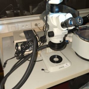 Microscope de marque Olympus modèle SZX7