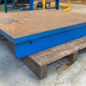 2 plateaux porte-pièce d’usinage bleu. 68 x 153 x 122 cm et 24 x 160 x 130 cm – Image 4