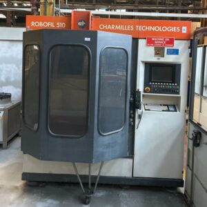 Machine Electro érosion à fil de marque Charmilles technologies Robofil 510. 214 x 208 x 203 cm