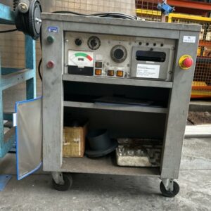 Appareil de détensionnement des métaux de marque Stress Relief Engineering modèle Formula 62