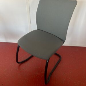 Chaises visiteurs luge empillable tissu
Marron, vert, – Image 3