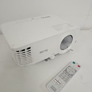 Vidéoprojecteur de marque Benk 1080p modèle MH733. 5 unités vendues avec faculté de réunion. Localisation : 10 rue du Ballon 93160 Noisy le Grand