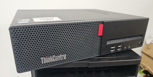 Ordinateur de marque Lenovo modèle ThinkCentre M710s ou M720s ou M700 ou M72e ou M73, processeur Intel Core i3. 110 unités vendues avec faculté de réunion. Localisation : 10 rue du Ballon 93160 Noisy le Grand