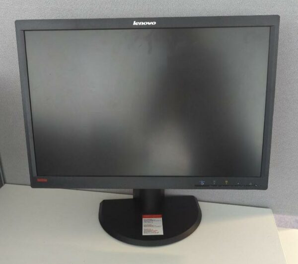 Ecran sur pied 22 pouces de marque Lenovo modèle LT2252p. 294 unités vendues avec faculté de réunion. Localisation : Tour Coeur Défense A - 100 esplanade Du Général de Gaulle 92400 Courbevoie.