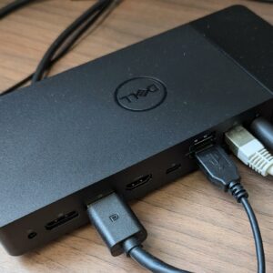 Dock Station de marque Dell modèle WD19. 500 unités vendues avec faculté de réunion?