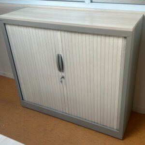 Armoire métallique à rideau coulissant gris/gris/
120x120x43