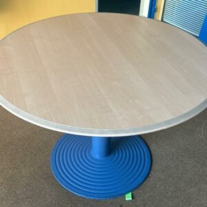 Table ronde 110 diamètre 
Hêtre/bleu
