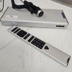 Hub/mini PC de marque Polycom modèle Group310 ou Group500, vendu avec 1 caméra Polycom Eagle Eye et sa télécommande. 15 unités. Vendu à l'unité avec faculté de réunion. Localisation : 10 rue du Ballon 93160 Noisy le Grand