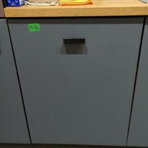 Lave-vaisselle encastrable 12 couverts de marque Ikea modèle Rengora. (usures). Localisation : 32 rue de Monceau - 75008 Paris – Image 2