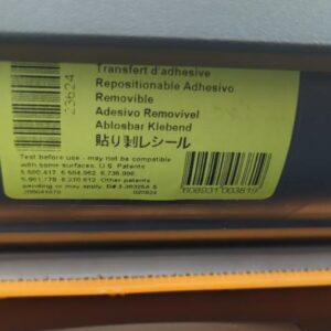 Plastifieuse manuelle de marque Xyron. Localisation : 10 rue Petit - 75019 Paris (rdc) – Image 3