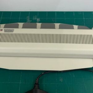 Plastifieuse de marque GMP modèle MYPhoto-470TC. 65 x 25 x 9 cm. Localisation : 10 rue Petit - 75019 (rdc)