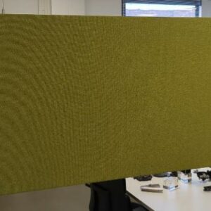 Panneau acoustique suspendu recouvert de tissu chiné, divers coloris. Dimension panneau : 60 x 120 x 5 cm. 10 unités. Vendu à l'unité avec faculté de réunion. (1er bat A : 5 / RDC bat A : 5)