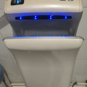 Sèche serviette électrique de marque Boost modèle BJP1010S. 12 unités. Vendu à l'unité avec faculté de réunion. (bat A , bat B) – Image 3
