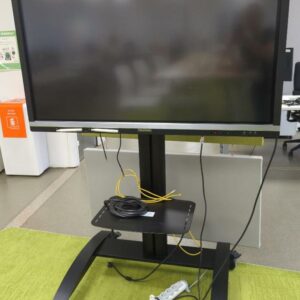 Ecran tactile 55 pouces de marque View Sonic modèle IFP5550, avec support à roulettes. (rdc bat A salle réserve)