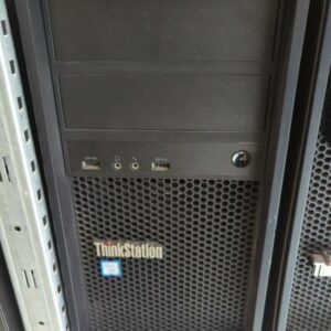 Station de travail de marque Lenovo modèle ThinkStation p520. (RDC salle informatique)