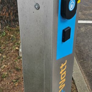 Borne de recharge double pour véhicule électrique de marque Ze-Watt type 2. 5 unités. Vendu à l'unité avec faculté de réunion. – Image 2