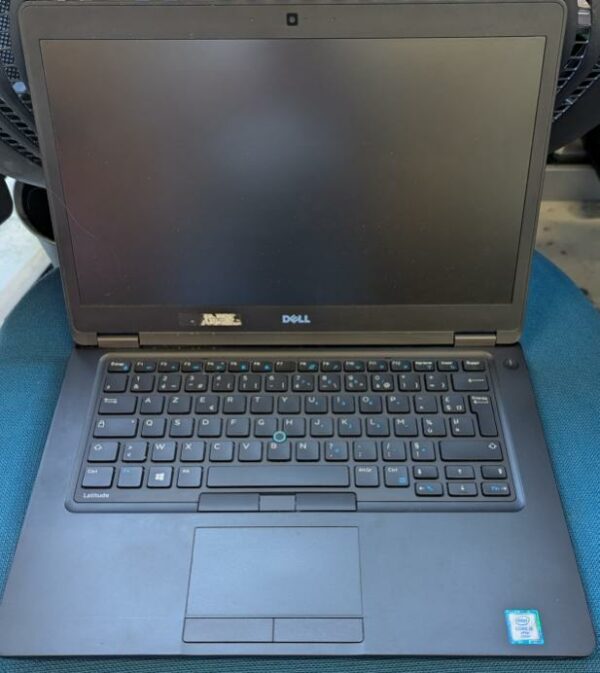 Ordinateur portable de marque Dell modèle Latitude 5480, corei5. (non testé). 30 unités. Vendu à l'unité avec faculté de réunion. Localisation: 10 rue du Ballon - 93160 Noisy-Le-Grand