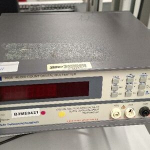 Multimètre digital de marque Thurlby Thandar modèle 1604. (rdc labo électronique)