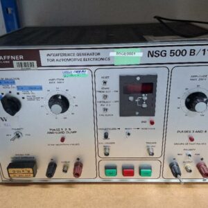Générateur d'interférences de marque Schaffner modèle NSG 500 B/11. (rdj labo cem)
