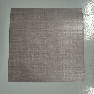 Dalle de lino 450 x 450 mm de marque Amtico. 8 cartons de 10 pièces. Localisation: -1