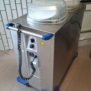 Chariot chauffe assiettes à niveau constant de marque Blanco à 2 silos. 90 x 43 x 98 cm. 2 unités. Localisation: cuisines