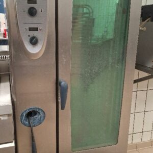 Four combiné de marque Frima modèle CombiMaster. 180 x 88 x 80 cm. Localisation: cuisines