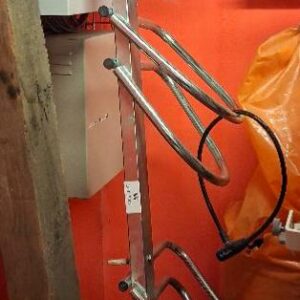 3 râteliers à velo à 5 emplacements. Localisation: 19 rue Neuve Tolbiac - 75013 Paris (-1 Parking et local rangement slmg)