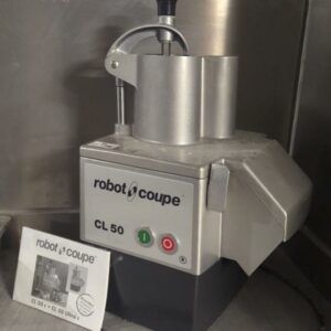Coupe légumes de marque Robot Coupe modèle CL50. Localisation: Tour Coeur Défense - 92400 Courbevoie