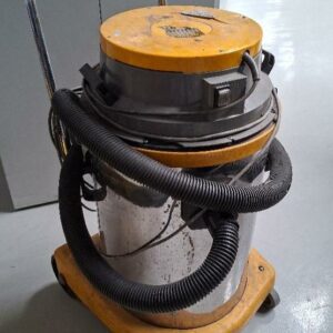 Aspirateur eau et poussières (usures)