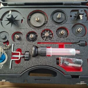 Kit d’adaptateurs pour bouchon de maître-cylindre de purgeur de freins de marque Bahco modèle BBRAS14