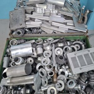 Lot de ferraille diverse en aluminium. Poids à venir