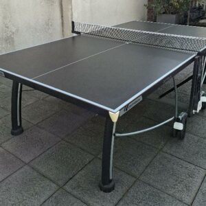 Table de ping pong de marque Cornilleau modèle Black Code Outdoor. Localisation: 30 rue Beauregard - 60440 Nanteuil-Le-Haudouin