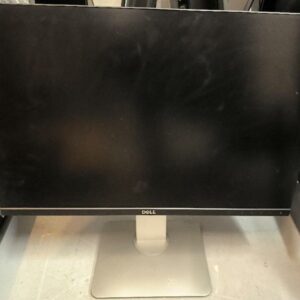 Moniteur 24 pouces de marque Dell modèle U2415B ou P2417H ou U2422HE. Non testé et sans alimentation. 19 unités. Vendu à l’unité avec faculté de réunion. Localisation : 30 rue Beauregard 60440 Nanteuil-le-Haudouin