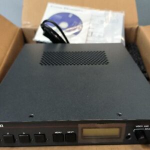Scaler vidéo et RVB à quatre entrées avec sortie DVI de marque Extron Electronics modèle DVS 304 DVI. Non testé. 2 unités. Vendu à l’unité avec faculté de réunion. Localisation : 30 rue Beauregard 60440 Nanteuil-le-Haudouin