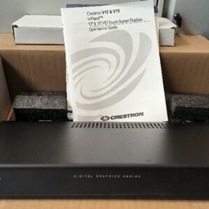 Moteur graphique numérique de marque Crestron modèle DGE-1. Non testé. Localisation : 30 rue Beauregard 60440 Nanteuil-le-Haudouin