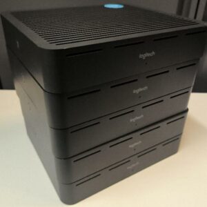 Lot de 4 Display Hub de marque Logitech modèle Rally V-R0009. Non testé. Localisation : 30 rue Beauregard 60440 Nanteuil-le-Haudouin