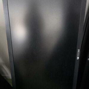 Moniteur 57 pouces de marque Samsung modèle 570DX / LS57BPHNB. Non testé. 6 unités. Vendu à l'unité avec faculté de réunion. Localisation : 30 rue Beauregard 60440 Nanteuil-le-Haudouin