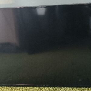 Moniteur 32 pouces de marque Samsung modèle DC32E / LH32DCEPLGC. Non testé. Localisation : 30 rue Beauregard 60440 Nanteuil-le-Haudouin