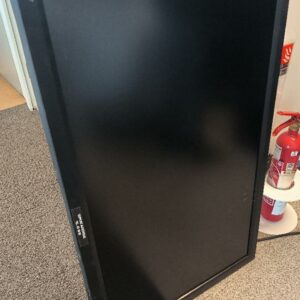 Moniteur 46 pouces de marque Samsung modèle 460MX-3 / LH46HBPLBC. Non testé. 3 unités. Vendu à l'unité avec faculté de réunion. Localisation : 30 rue Beauregard 60440 Nanteuil-le-Haudouin