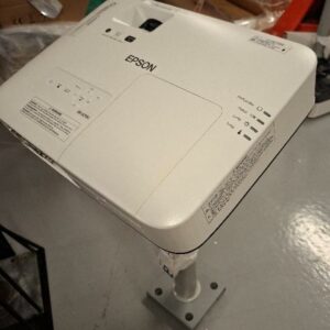 Vidéoprojecteur Epson. Modèle EB 2255 U. 2 unités. Vendu à l'unité avec faculté de réunion. Localisation: 30 rue Beauregard - 60440 Nanteuil-Le-Haudouin