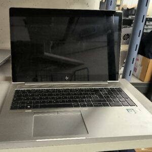 PC portable de marque HP modèle EliteBook 850 G5 système d'exploitation Windows processeur core i7. Sans alimentation. Non testé. 3 unités. Vendu à l'unité avec faculté de réunion. Localisation: 30 rue Beauregard - 60440 Nanteuil-Le-Haudouin